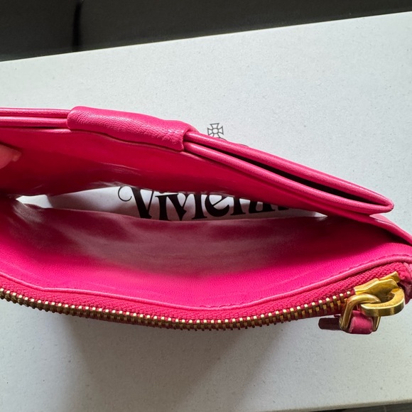 Prada pink soft leather pouch clutch wallet - Picture 14 of 16